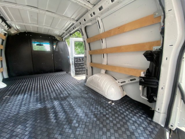 Used 2023 Chevrolet Express 2500 w/ Driver Convenience Package image 15