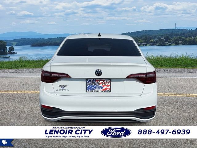Used 2024 Volkswagen Jetta S FWD image 4