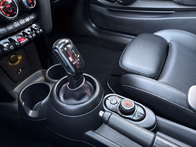 Used 2020 MINI Cooper S FWD image 24