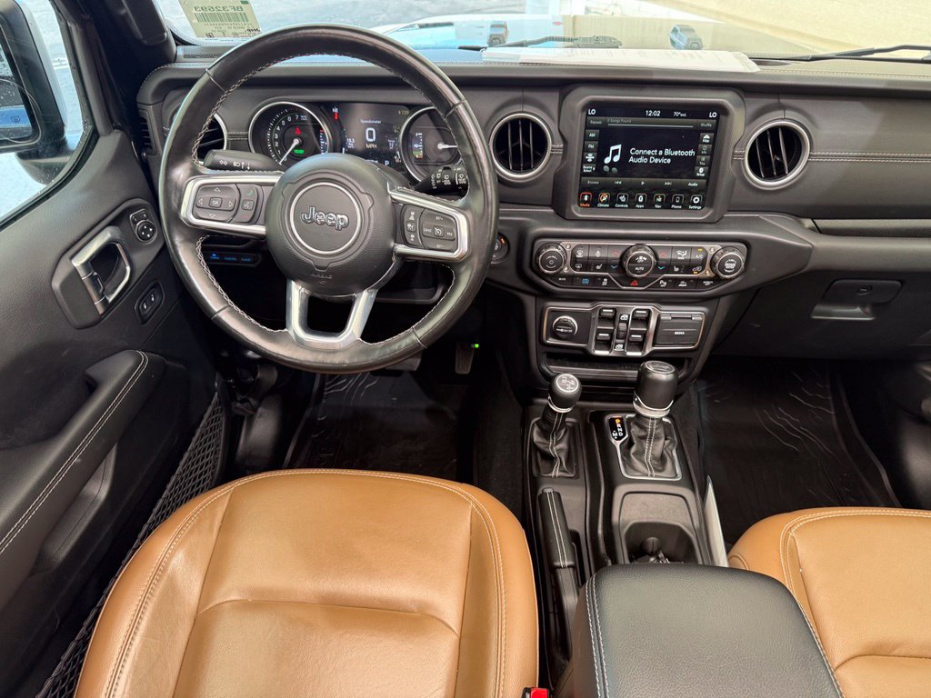 Used 2023 Jeep Wrangler Unlimited Sahara w/ Cold Weather Group AWD/4WD image 26