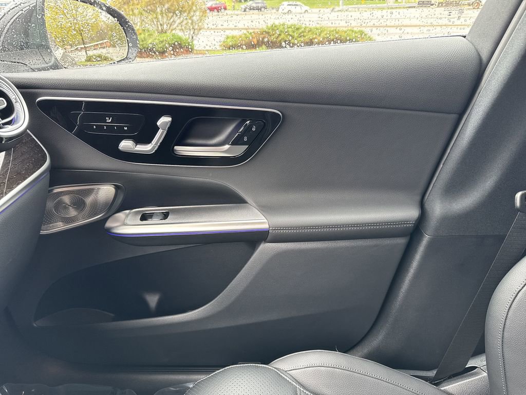 New 2025 Mercedes-Benz GLC 350e 4MATIC image 26