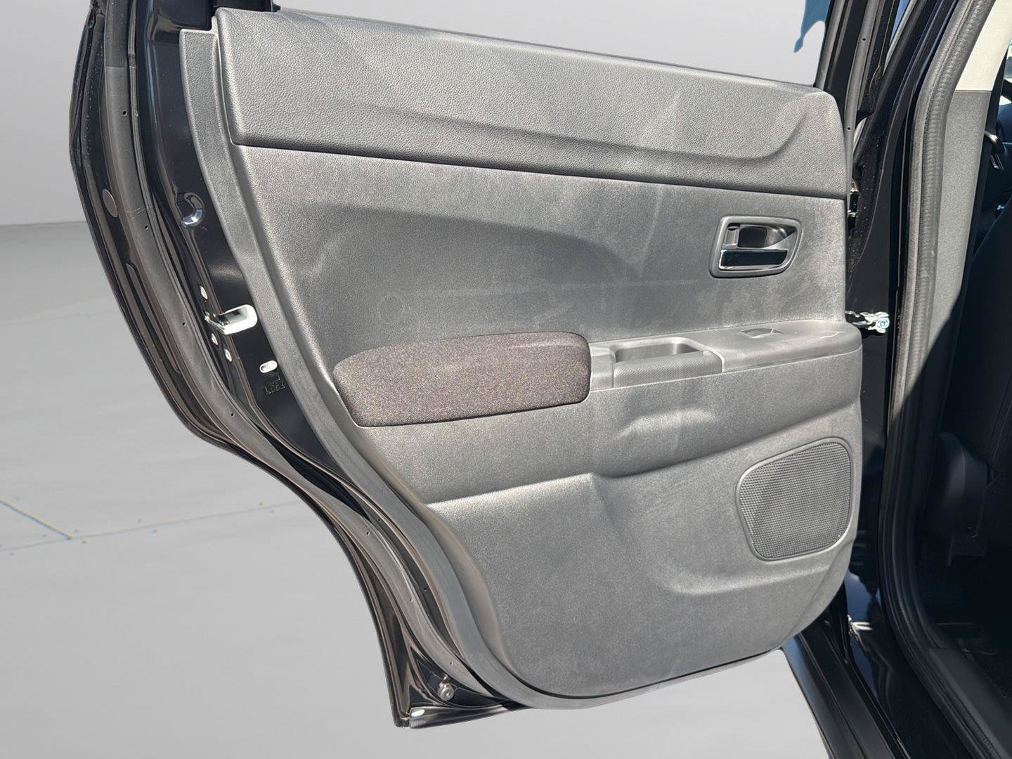 New 2027 Mitsubishi Outlander Sport FWD image 28