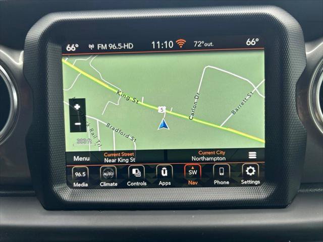 Certified 2022 Jeep Gladiator Overland w/ Trailer Tow Package AWD/4WD image 24
