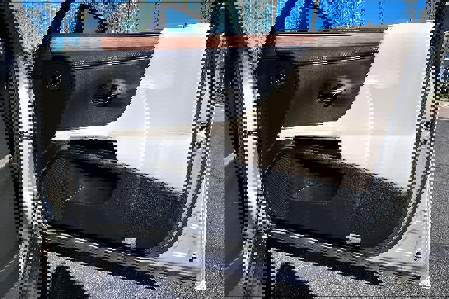 Used 2023 Lexus ES 300h w/ Premium Package image 21