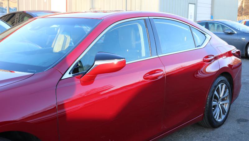 Used 2020 Lexus ES 350 w/ Premium Package image 5