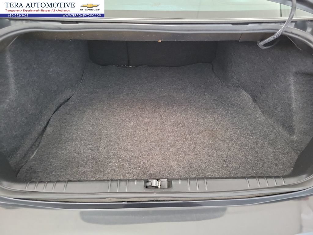 Used 2013 Chevrolet Impala LTZ FWD image 17