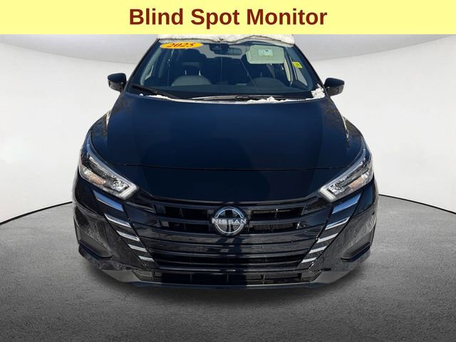 Used 2025 Nissan Versa SV image 4