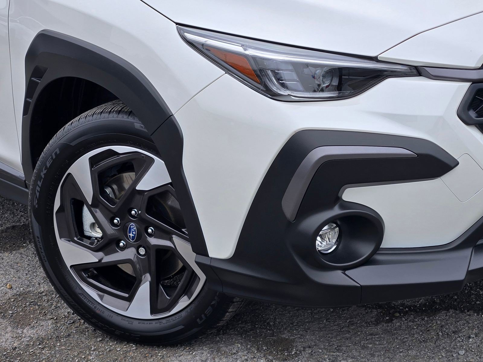 Used 2025 Subaru Crosstrek 2.5i Limited w/ Crosstrek Mirror Package AWD/4WD image 9