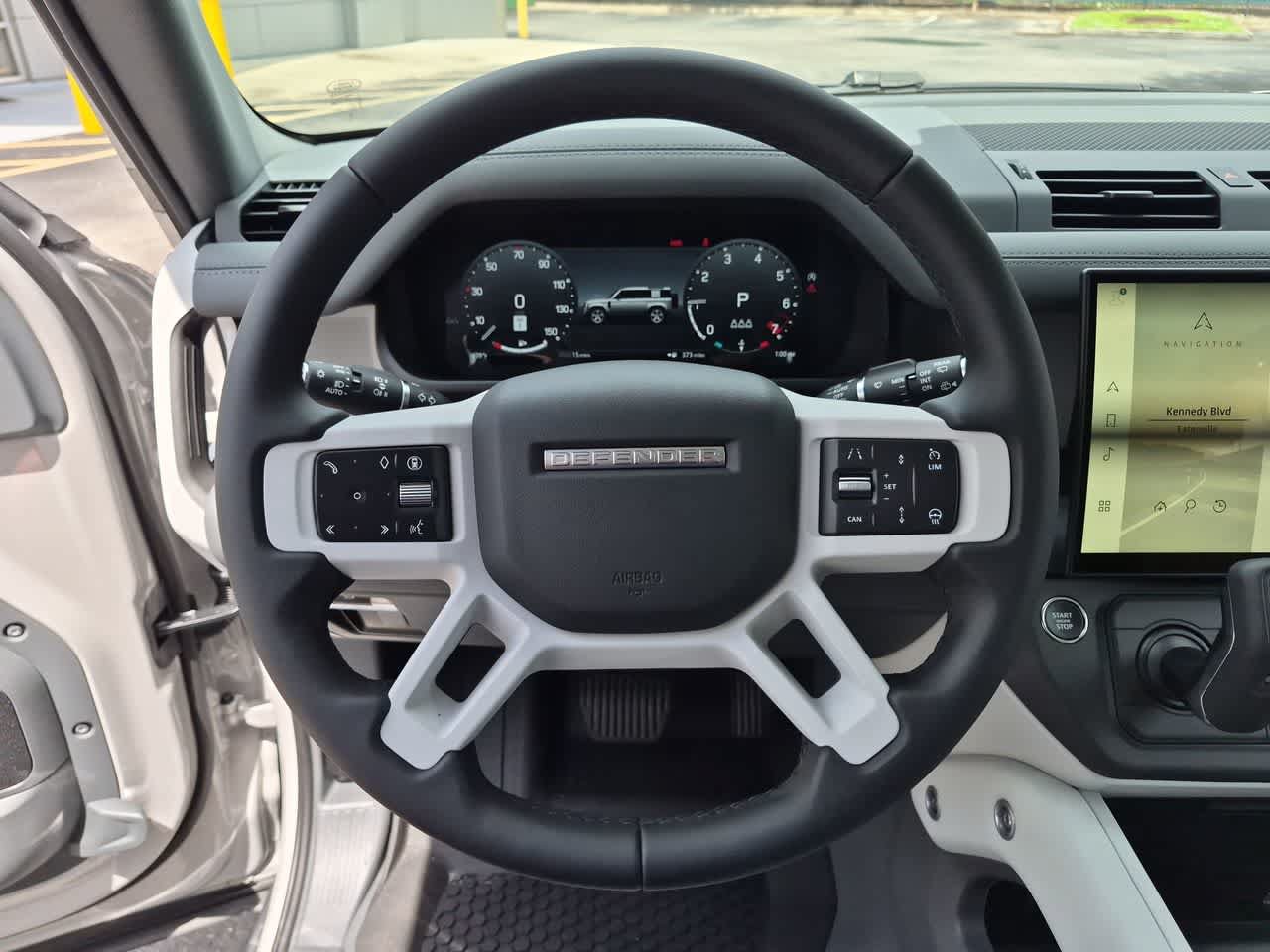 New 2026 Land Rover Defender 110 X-Dynamic SE AWD/4WD image 23