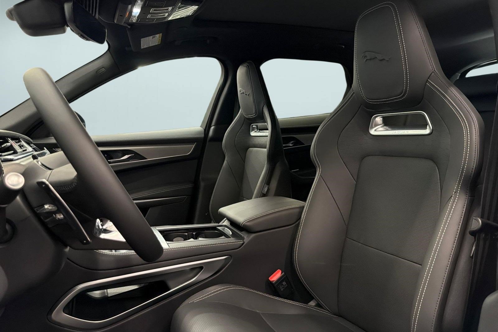New 2026 Jaguar F-PACE R-Dynamic S AWD/4WD image 24