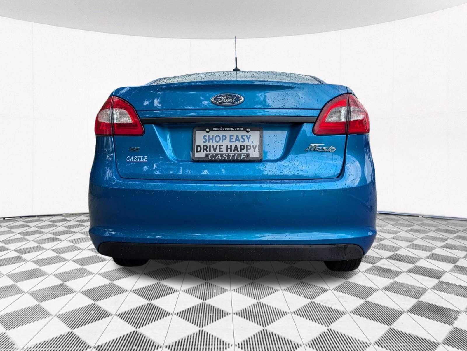 Used 2012 Ford Fiesta SE FWD image 11