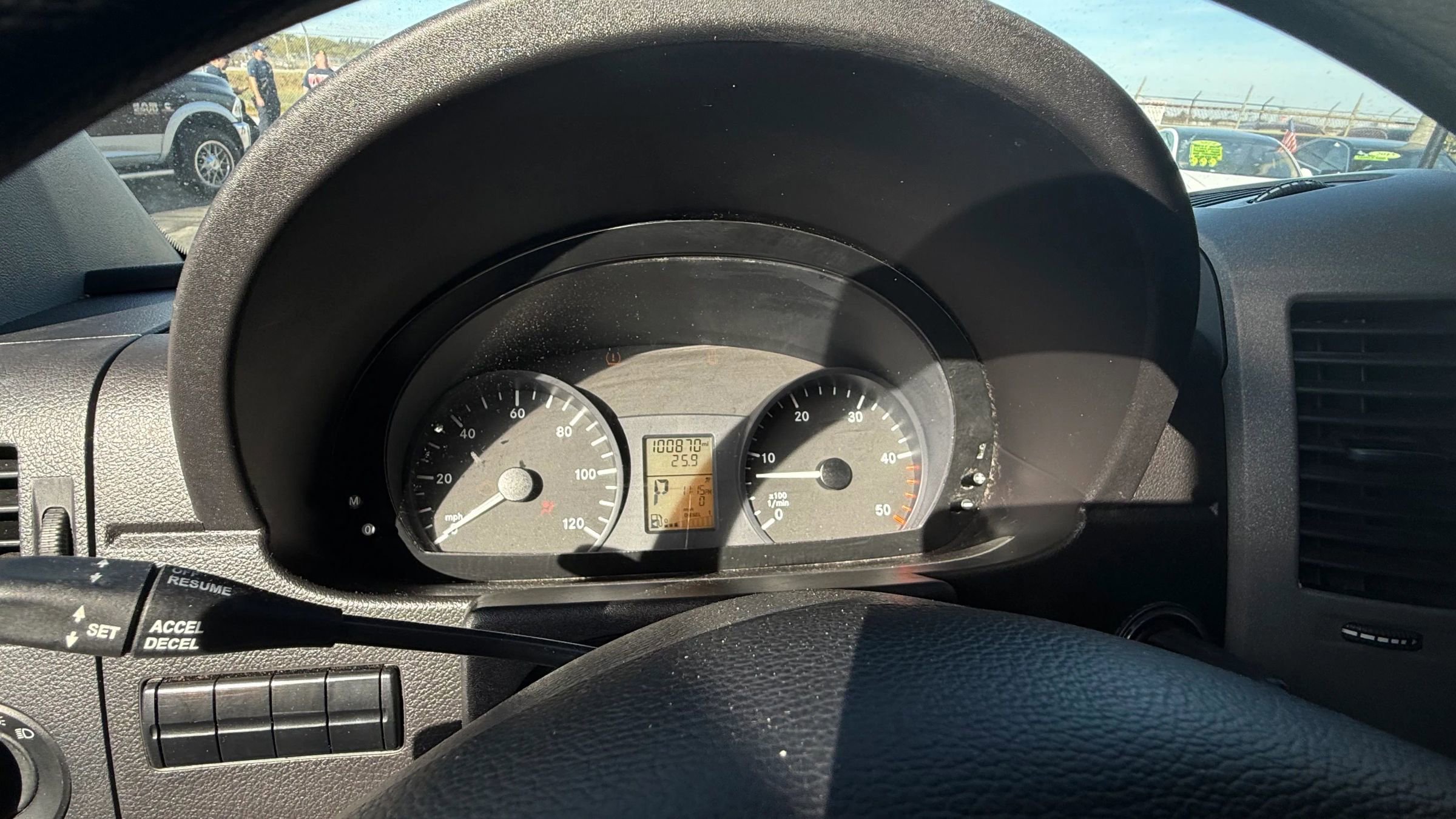 Used 2017 Mercedes-Benz Sprinter 2500 image 24