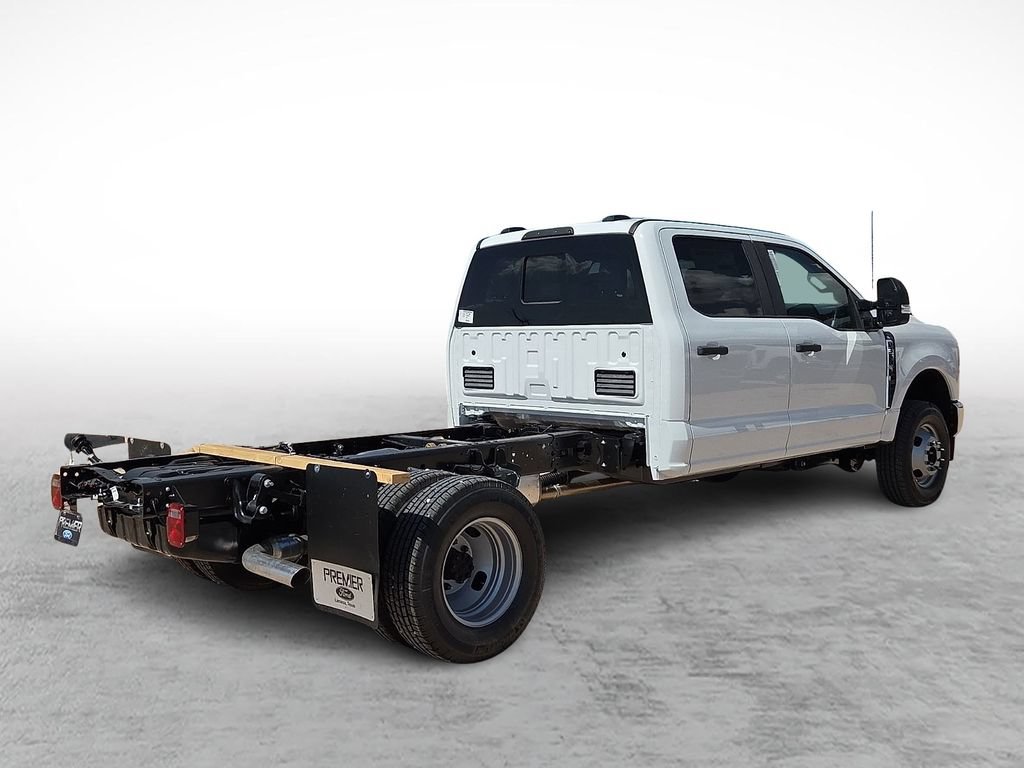 New 2026 Ford F350 XL w/ XL Chrome Package AWD/4WD image 11