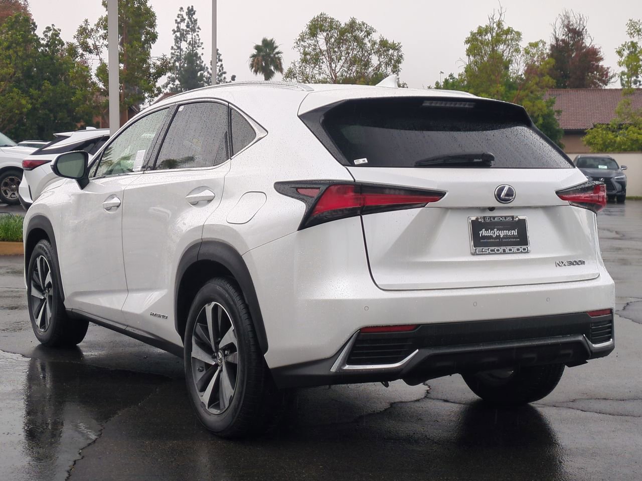 Used 2020 Lexus NX 300h AWD w/ Premium Package image 7