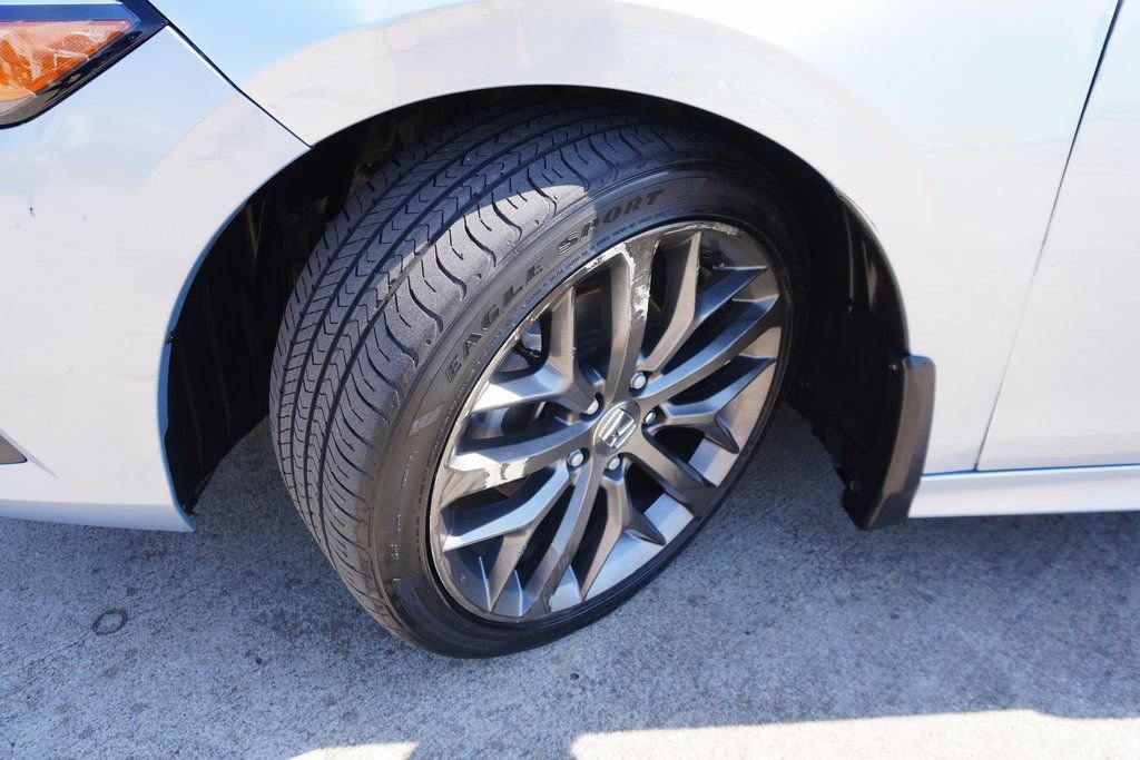 Used 2022 Honda Civic Touring image 30