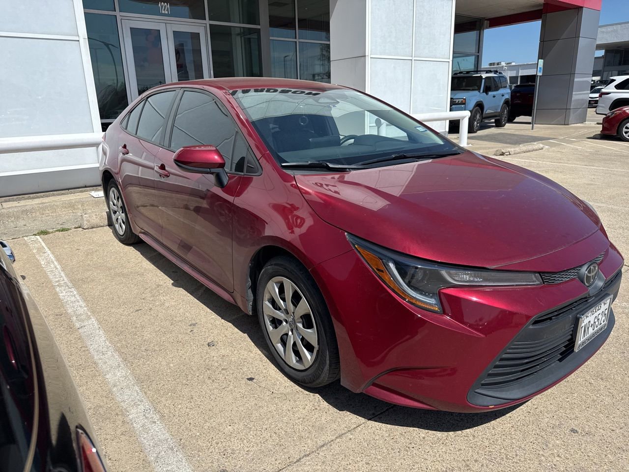 Used 2024 Toyota Corolla LE image 2