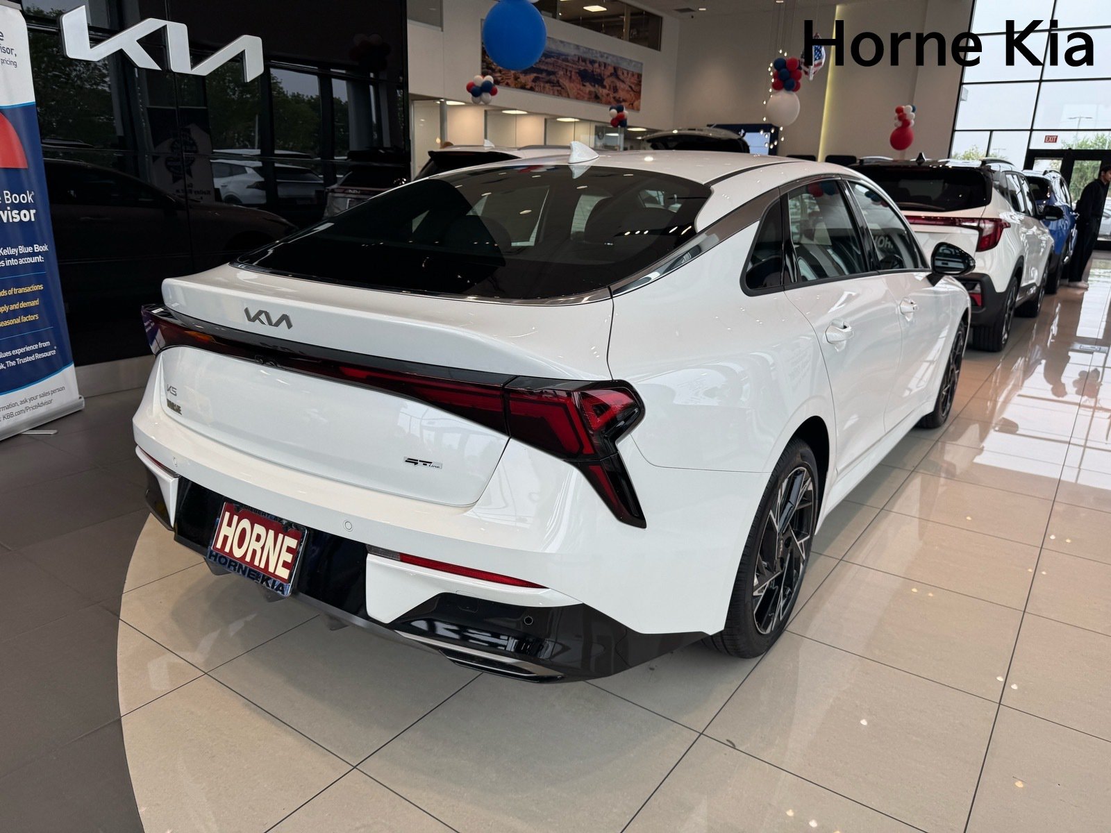 New 2026 Kia K5 GT-Line FWD image 4