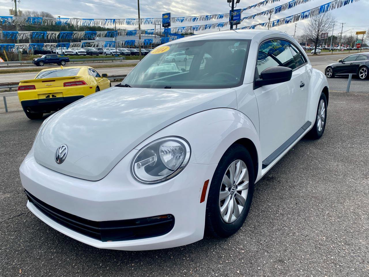 Used 2014 Volkswagen Beetle 1.8T FWD image 3