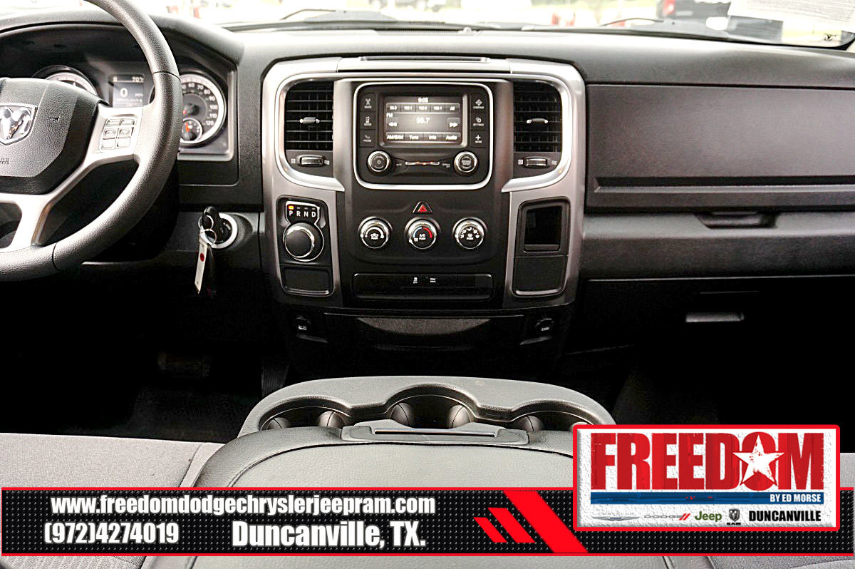 Used 2024 RAM 1500 Classic SLT image 19