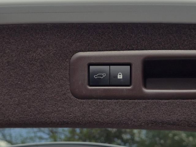 Used 2020 Lexus RX 350L FWD w/ Premium Package image 10