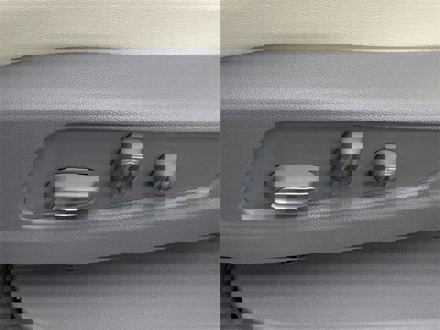 New 2025 Cadillac XT5 Premium Luxury w/ LPO, Floor Liner Package image 21