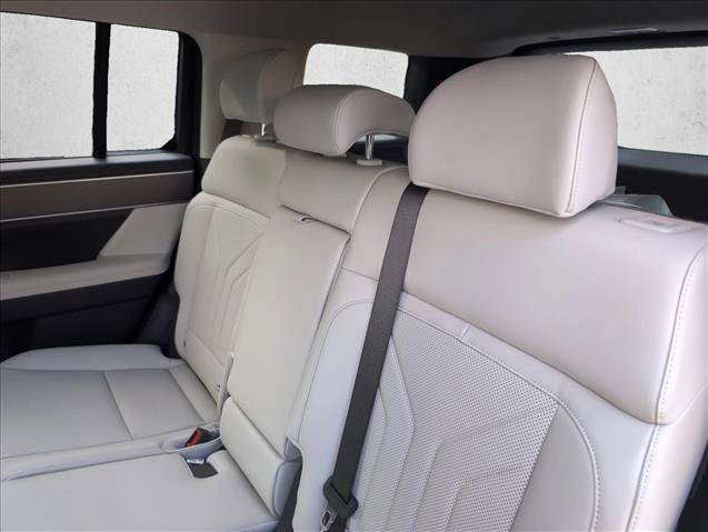 New 2026 Hyundai Santa Fe SEL FWD image 17