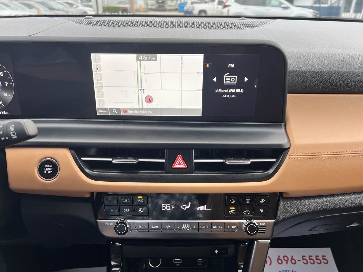 Used 2024 Kia Seltos SX image 30