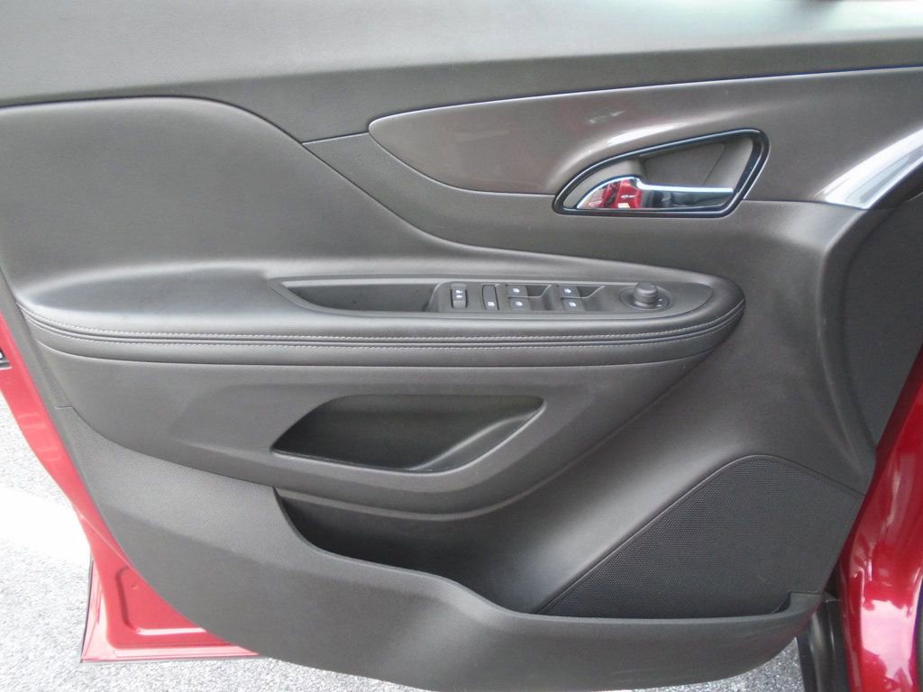 Used 2019 Buick Encore Preferred image 10