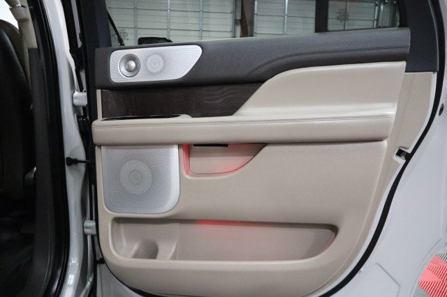 Used 2022 Lincoln Navigator L Reserve RWD image 55