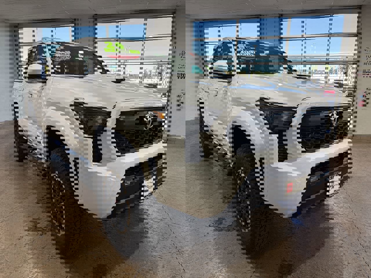 Certified 2024 Toyota Tacoma TRD Sport image 4