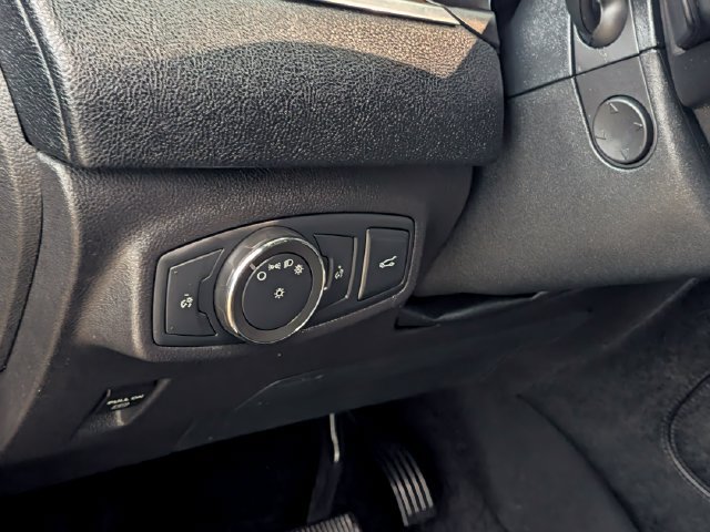 Used 2017 Lincoln MKC Select AWD/4WD image 16