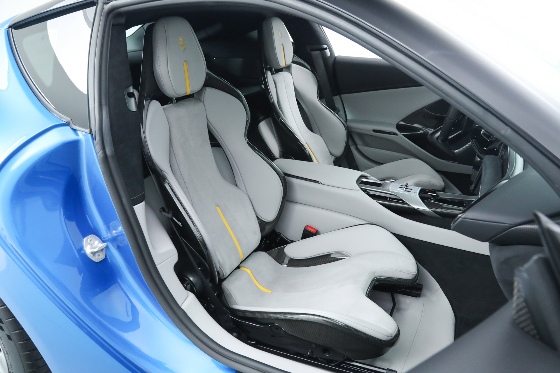 Certified 2025 Ferrari 12Cilindri image 20