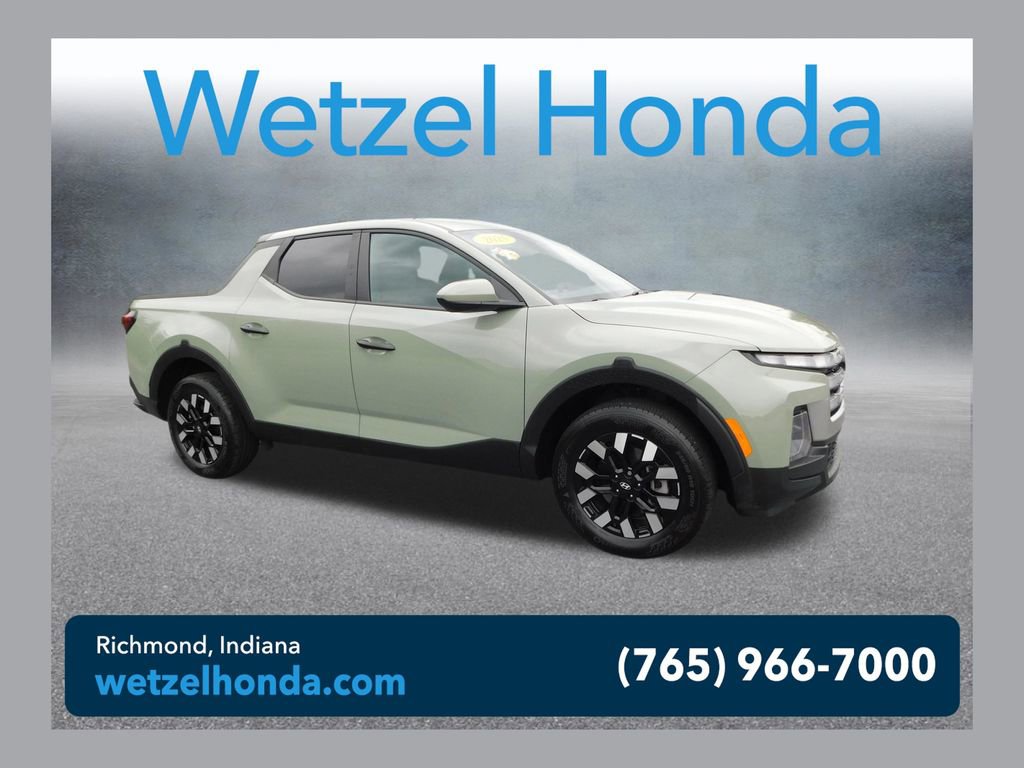 Used 2025 Hyundai Santa Cruz SE FWD image 1