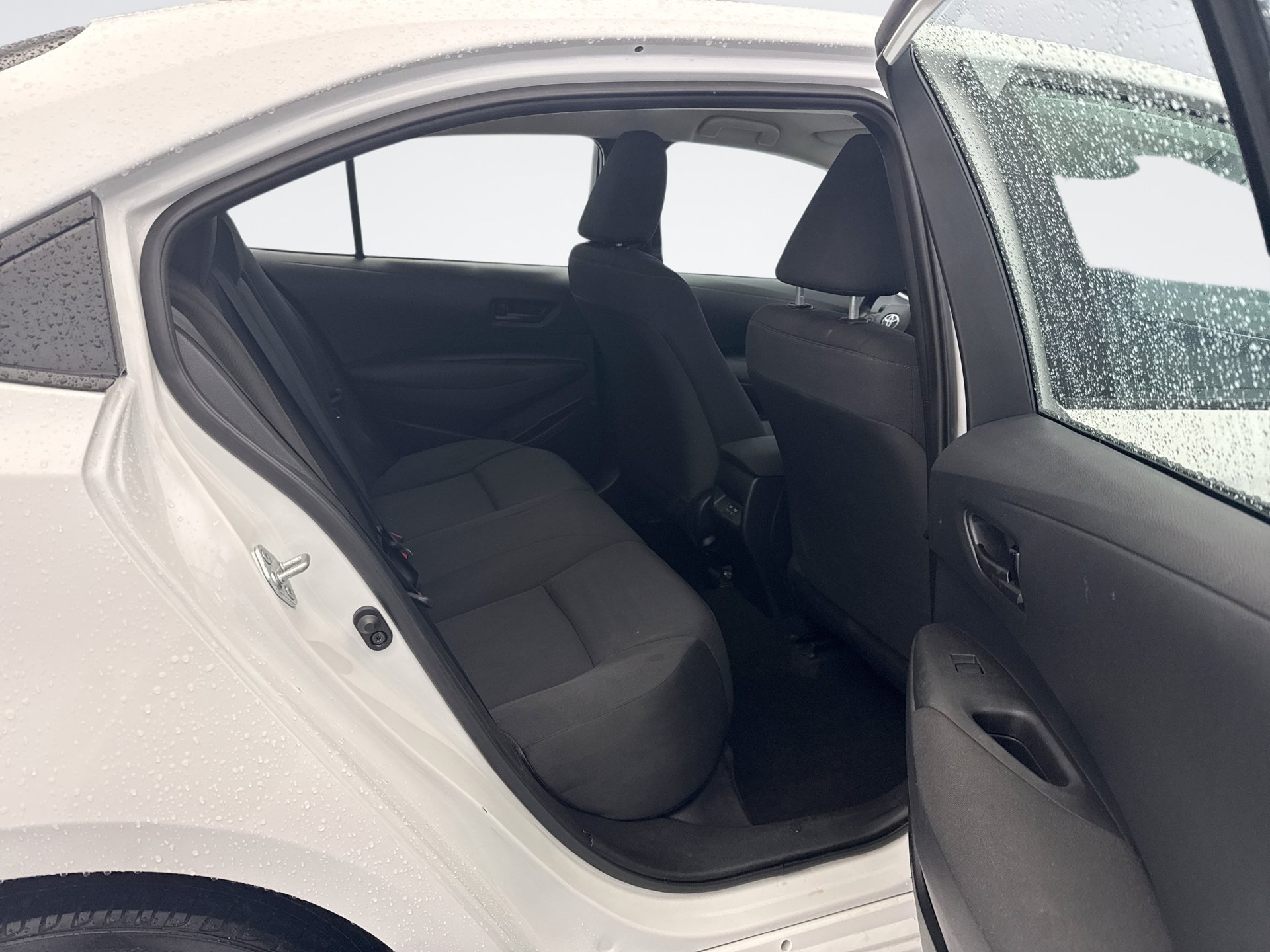 Used 2024 Toyota Corolla LE FWD image 17