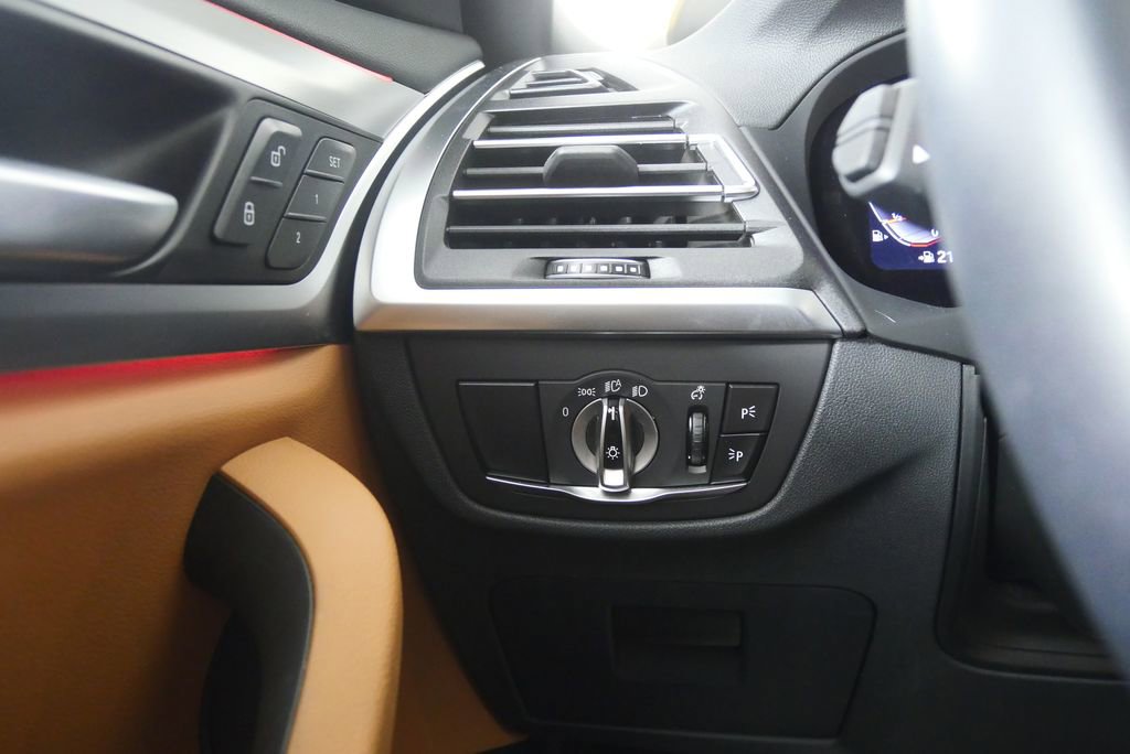 Certified 2024 BMW X3 sDrive30i w/ Convenience Package w/ZPA image 21