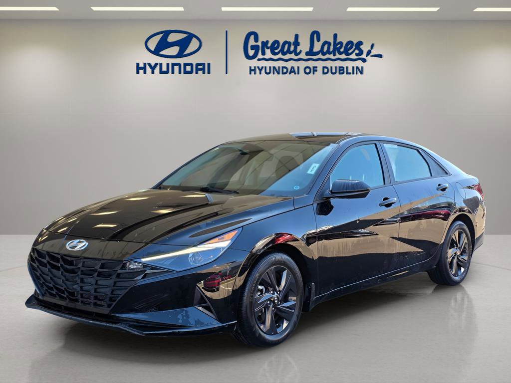 Certified 2022 Hyundai Elantra SEL image 1