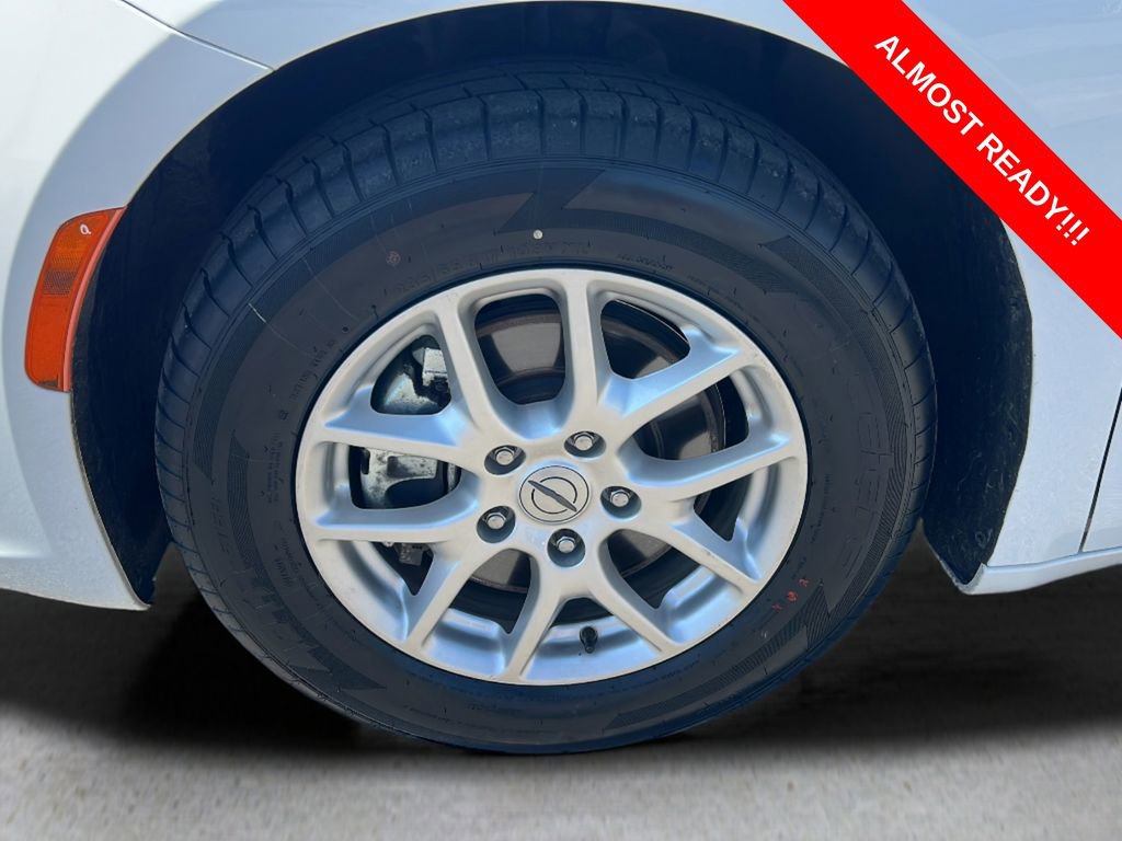 Used 2023 Chrysler Pacifica Touring-L FWD image 21