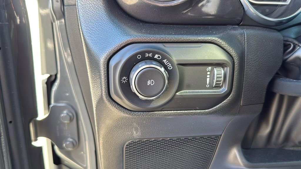 Used 2023 Jeep Wrangler Rubicon 392 w/ Trailer Tow Package image 17