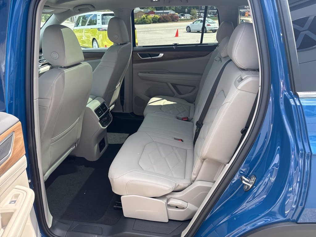 New 2026 Volkswagen Atlas SE image 24