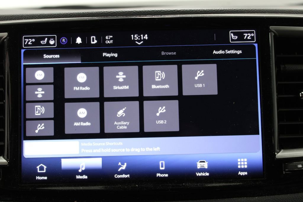 Used 2024 Chrysler Pacifica Touring-L FWD image 32