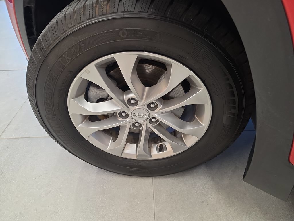 Used 2019 Hyundai Santa Fe SE FWD image 33