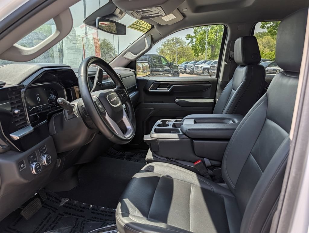 Used 2024 GMC Sierra 1500 SLT AWD/4WD image 35