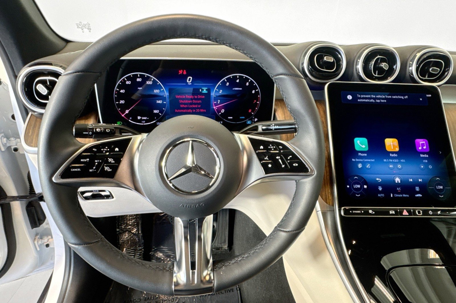 Certified 2026 Mercedes-Benz GLC 300 image 11