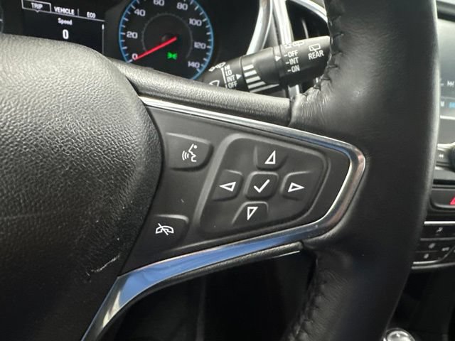Used 2018 Chevrolet Equinox LT FWD image 12