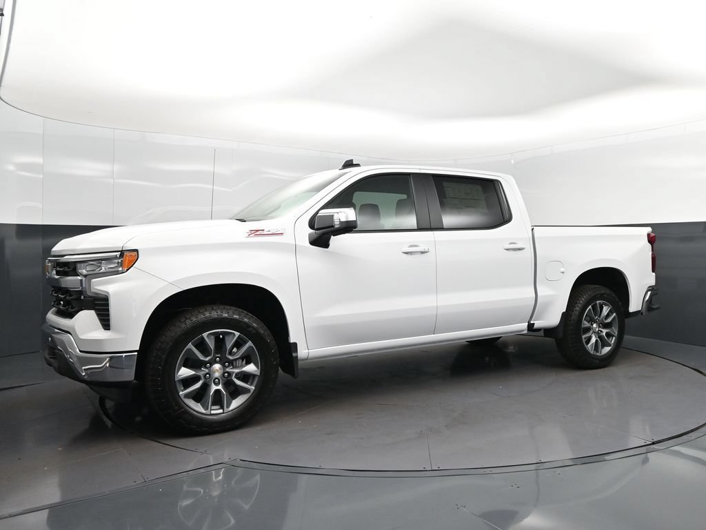 New 2026 Chevrolet Silverado 1500 LT w/ Z71 Off-Road Package AWD/4WD image 3