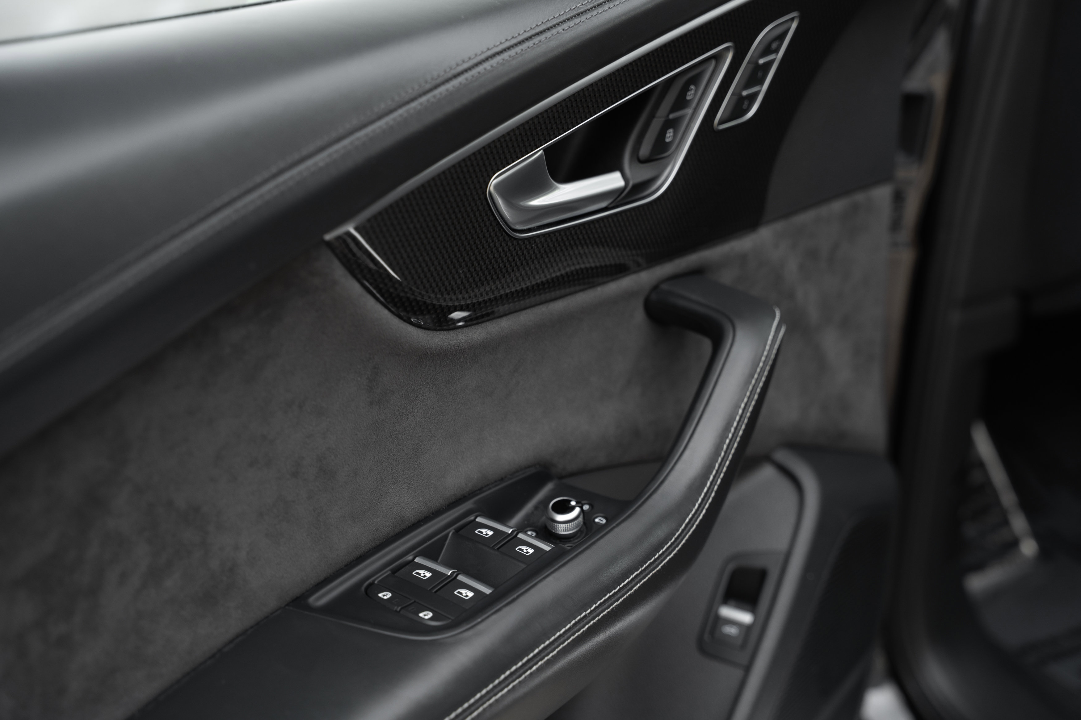 Used 2021 Audi SQ7 Prestige AWD/4WD image 23