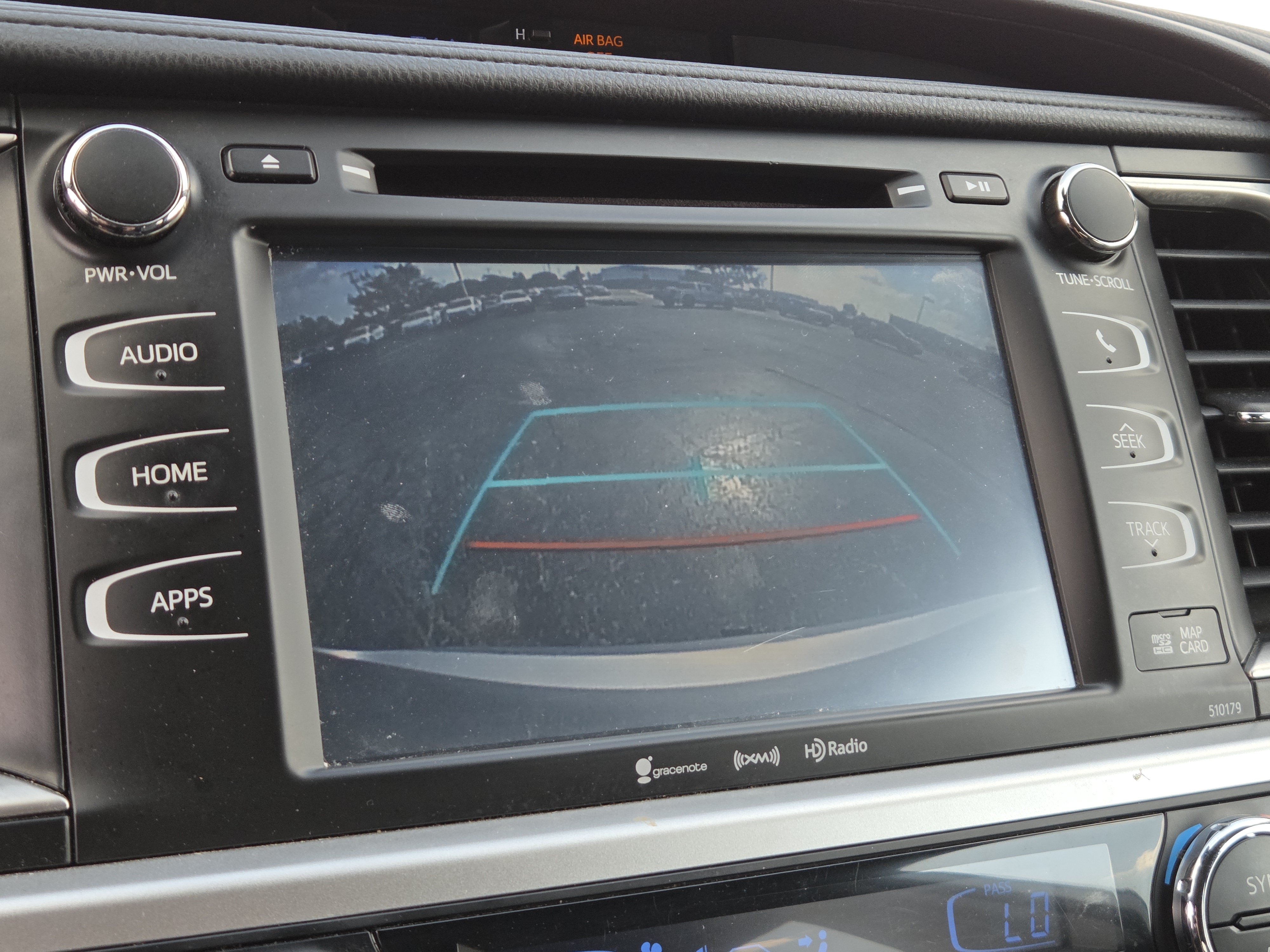 Used 2018 Toyota Highlander SE AWD/4WD image 15