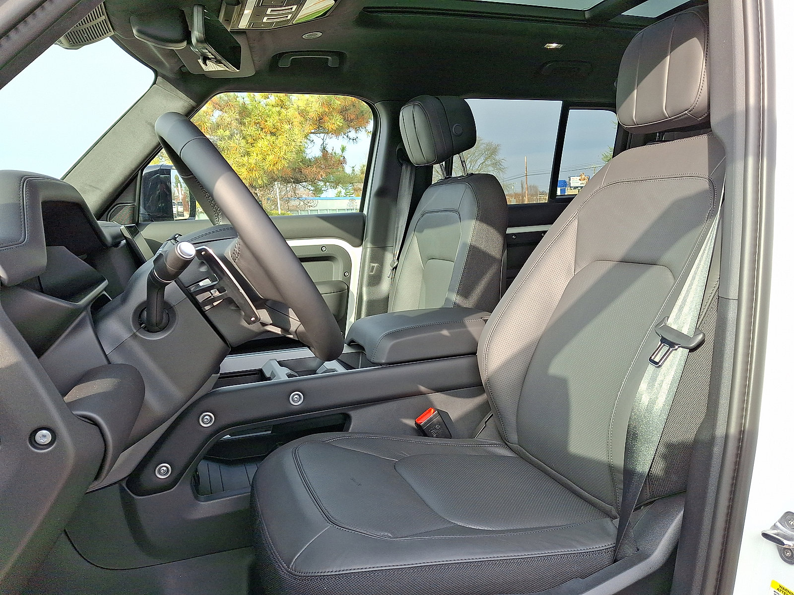 New 2026 Land Rover Defender 110 V8 image 3