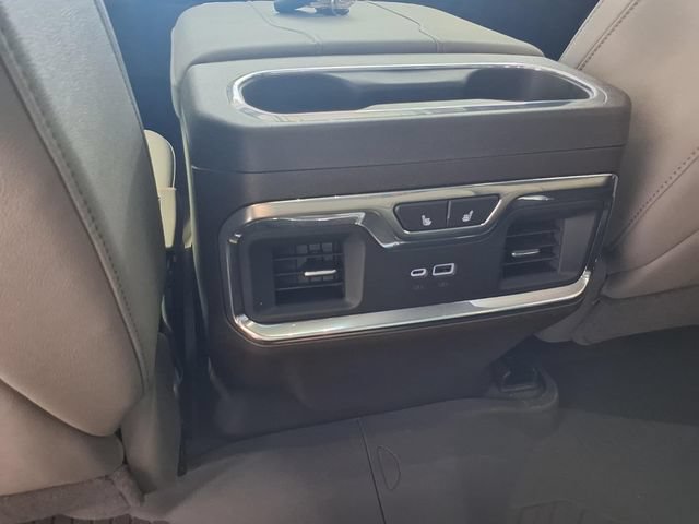 Used 2026 Chevrolet Silverado 1500 LTZ w/ LTZ Premium Package AWD/4WD image 19