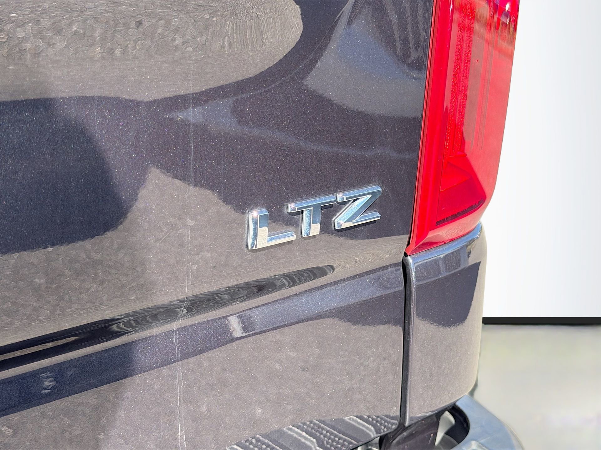 Used 2022 Chevrolet Silverado 1500 LTZ w/ LTZ Premium Package image 49